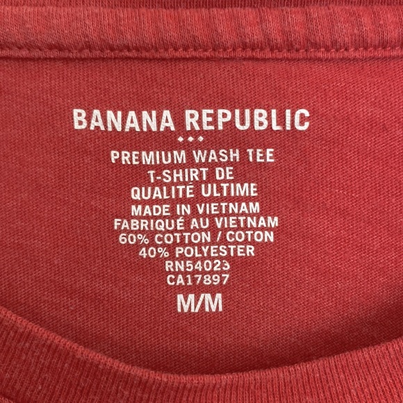 Banana Republic heathered red tshirt - Picture 3 of 4